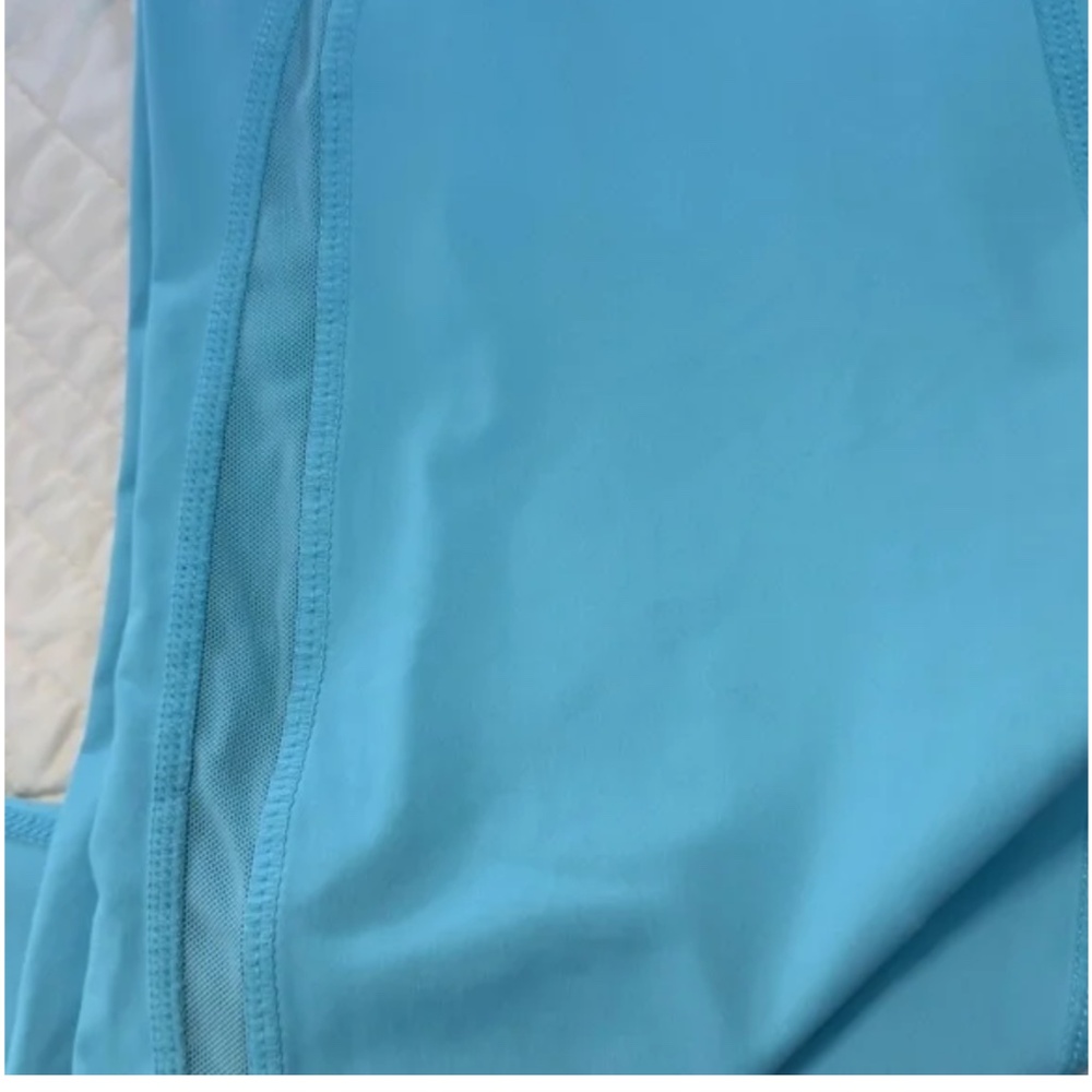 Zyia Active 7/8 Mesh Side Workout Leggings - Picture 4 of 5